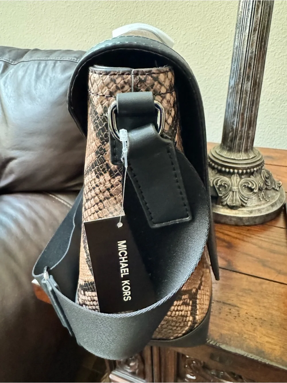 ✅NEW “MK” Driftwood Latch HW Slim Messenger Bag